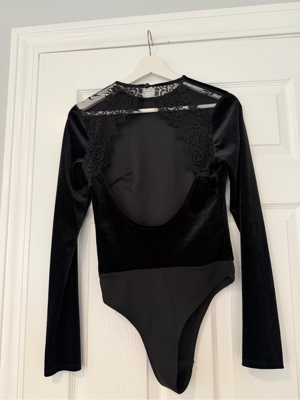 Women's Black Long-Sleeve Lace-Back Bodysuit